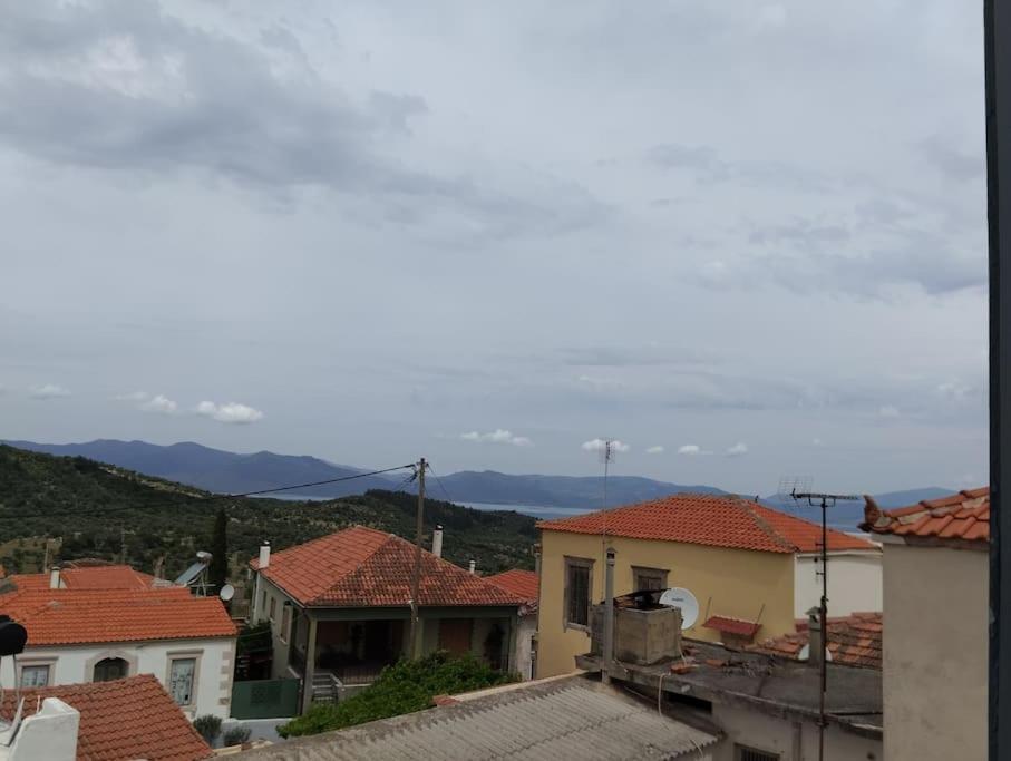 Traditional House At Vasilika, Lesvos Holiday home *